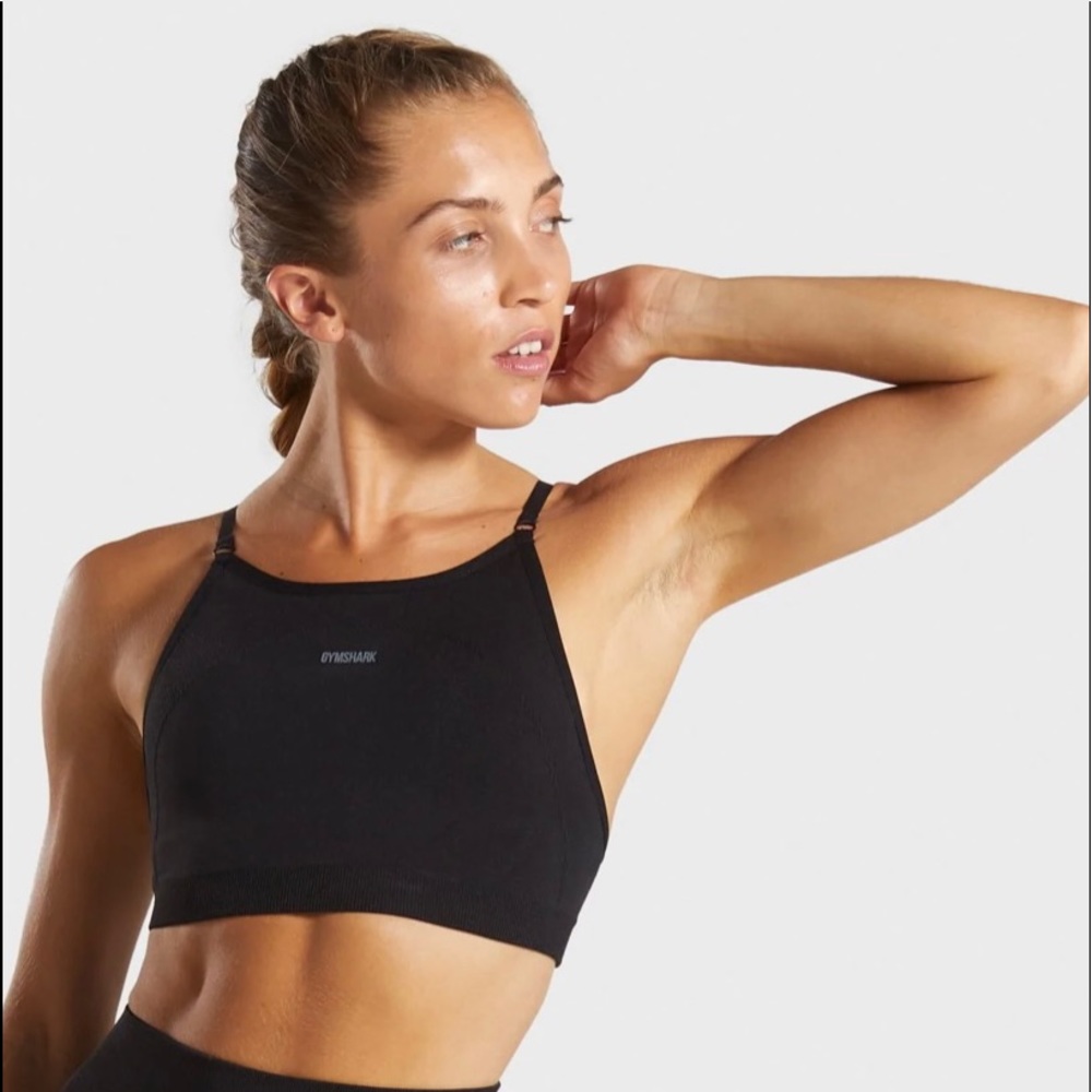 Flex strappy sports bra